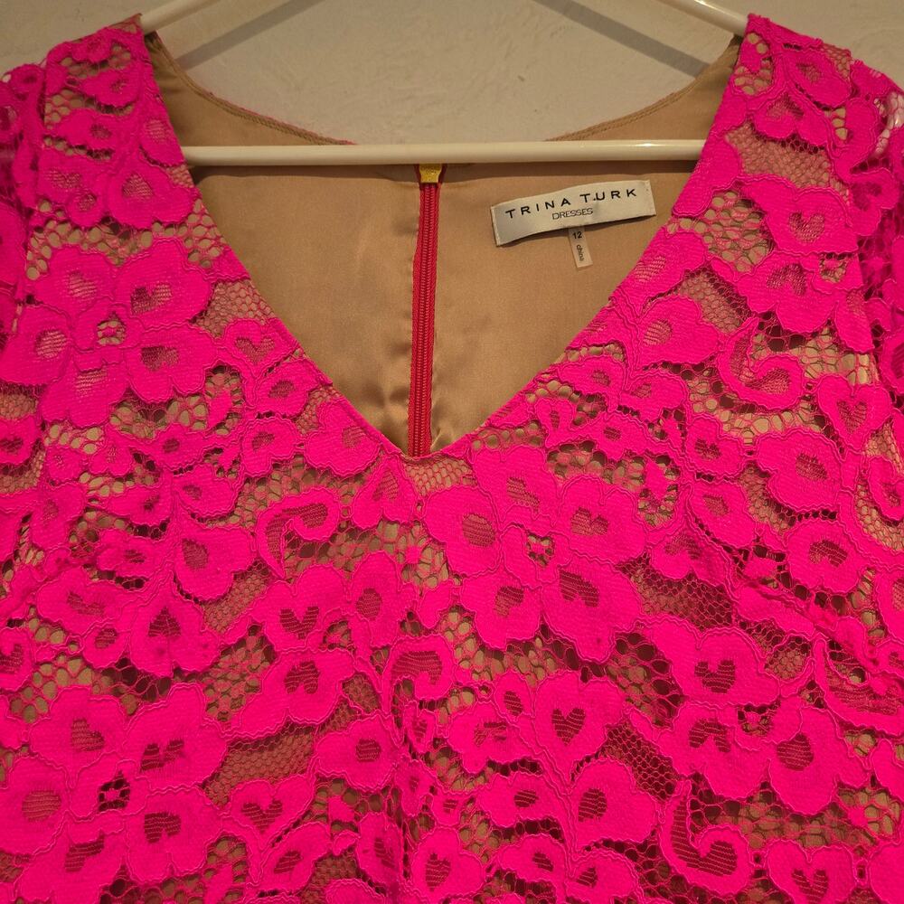 Trina Turk Iliana Hot Pink Lace Dress Size 12 Batwing Sleeve Wedding Guest - Picture 7 of 9